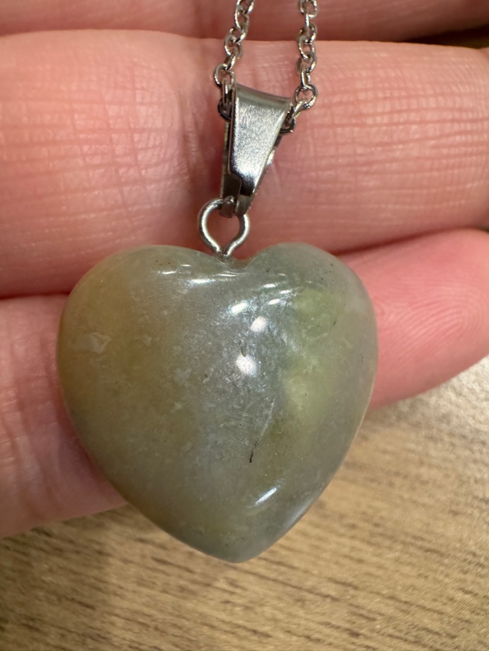Natural Green Aventurine/Jade Pendant Necklace - Picture 7 of 9